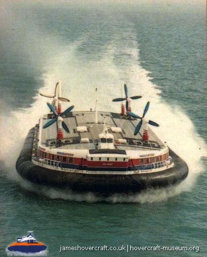 SRN4 The Princess Anne (GH-2007) with Hoverspeed -   (The <a href='http://www.hovercraft-museum.org/' target='_blank'>Hovercraft Museum Trust</a>).